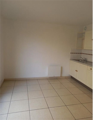 appartement ancien à la vente -   38300  BOURGOIN JALLIEU, surface 27 m2 vente appartement ancien - UBI447545729